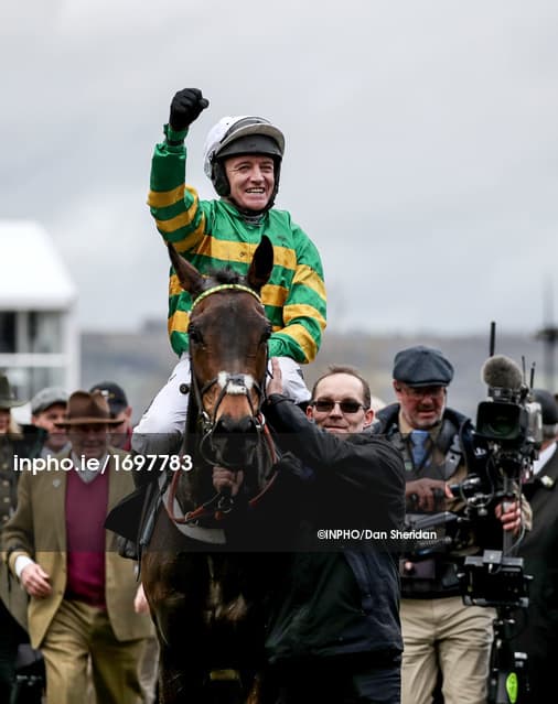 Barry Geraghty onboard Epatante